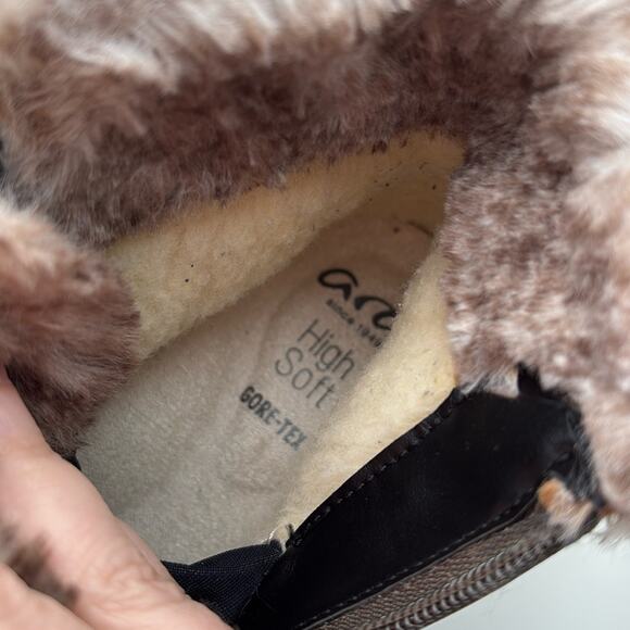 ARA Women’s Mikayla GORE-TEX Faux Fur Zip Bootie Size 6 Faux Fur - Picture 10 of 13